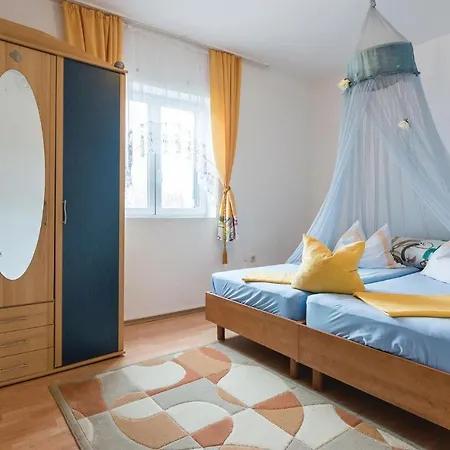 Two-bedroom Holiday In Nyaraló *